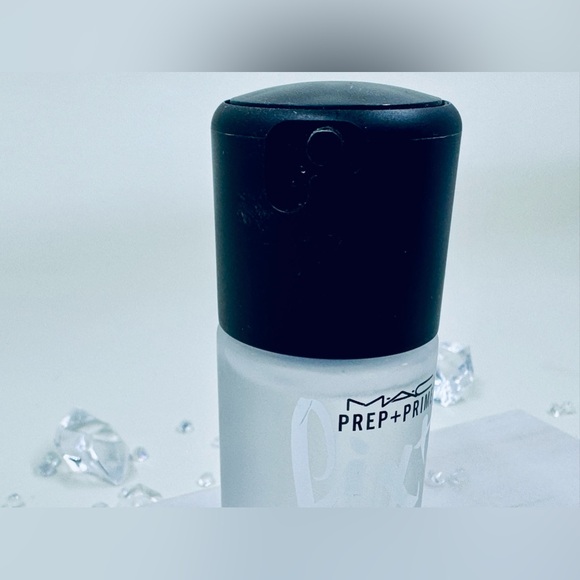 🎀 Fix+ Setting Spray - Picture 3 of 9